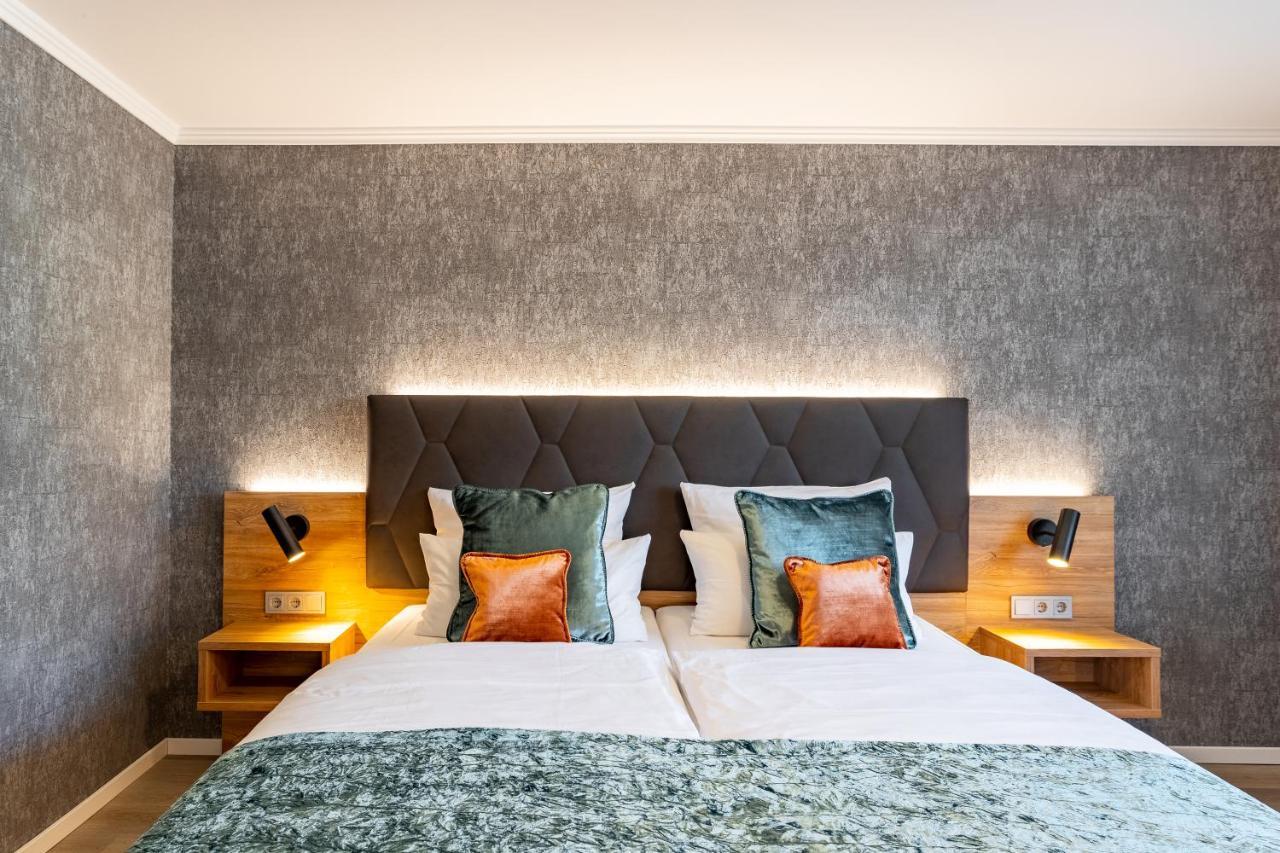 Villa Westend Hotel An Der Messe Frankfurt am Main Bagian luar foto