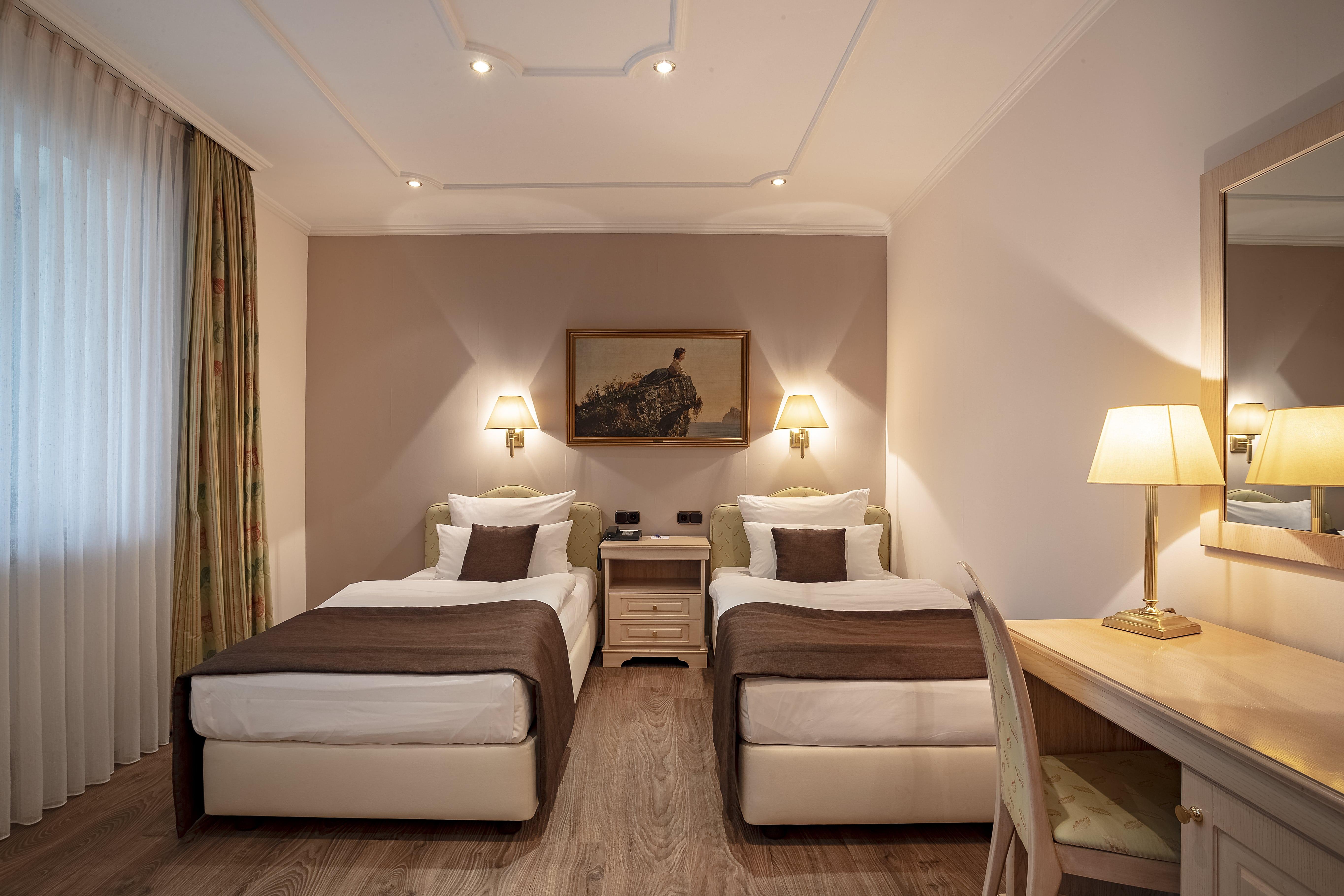 Villa Westend Hotel An Der Messe Frankfurt am Main Bagian luar foto